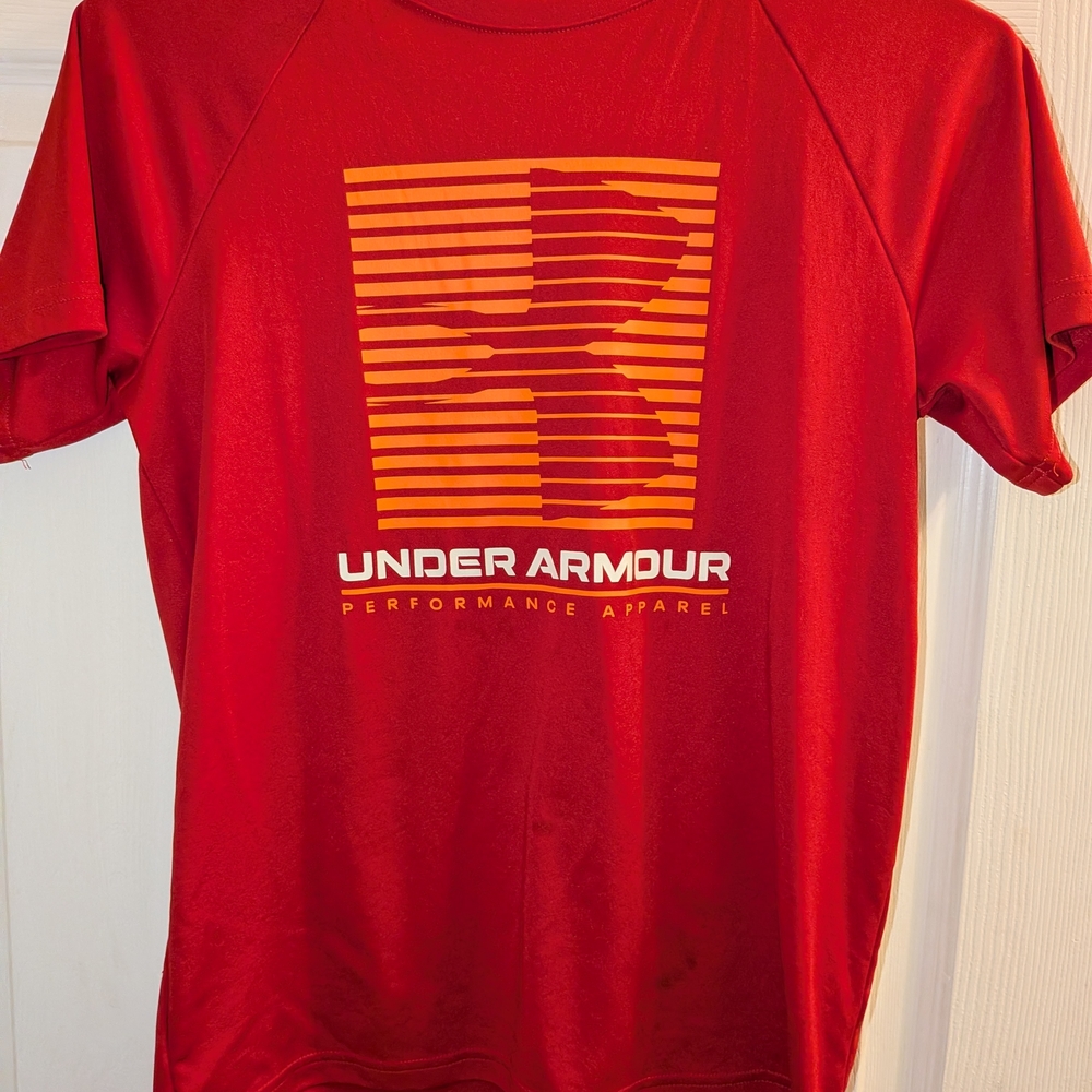 Under Armour Youth Large Red Performance Shirt